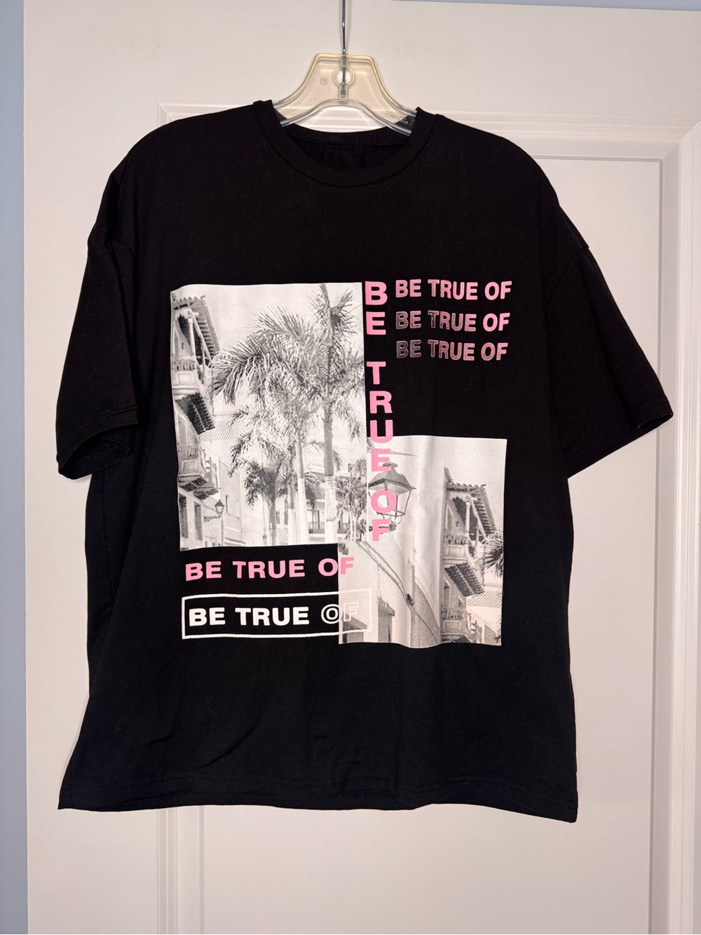 🍓6/$15🍓 Black & White Oversized Graphic Tee
